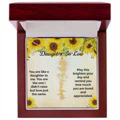 Custom Flower & Name Necklace / Daughter-In-Law